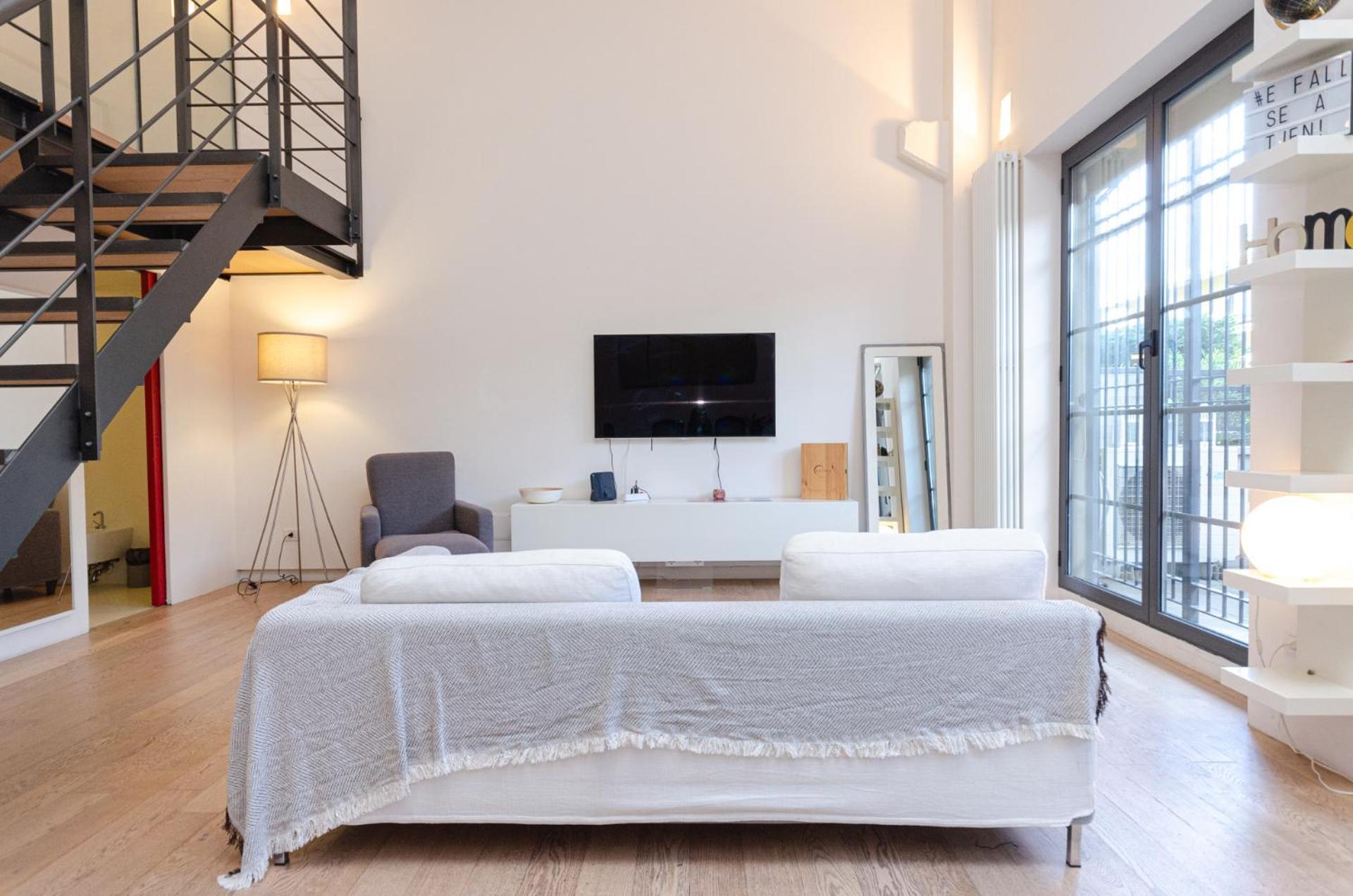 Vivimihome Loft Su Due Livelli Con Terrazzo Milán Exterior foto