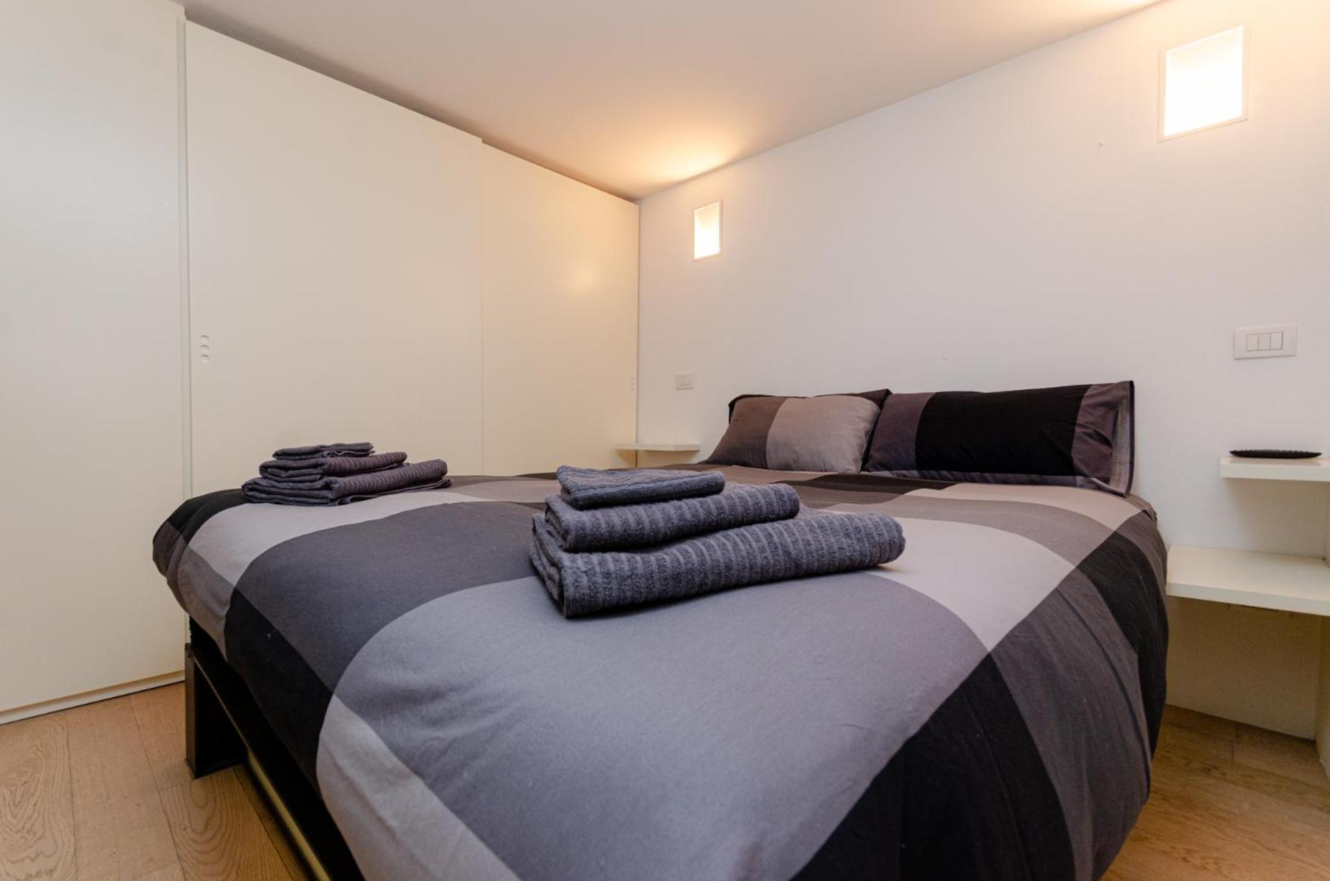 Vivimihome Loft Su Due Livelli Con Terrazzo Milán Exterior foto